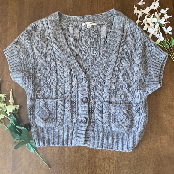 Banana Republic Sweaters - BANANA REPUBLIC CARDIGAN BUTTON UP SWEATER